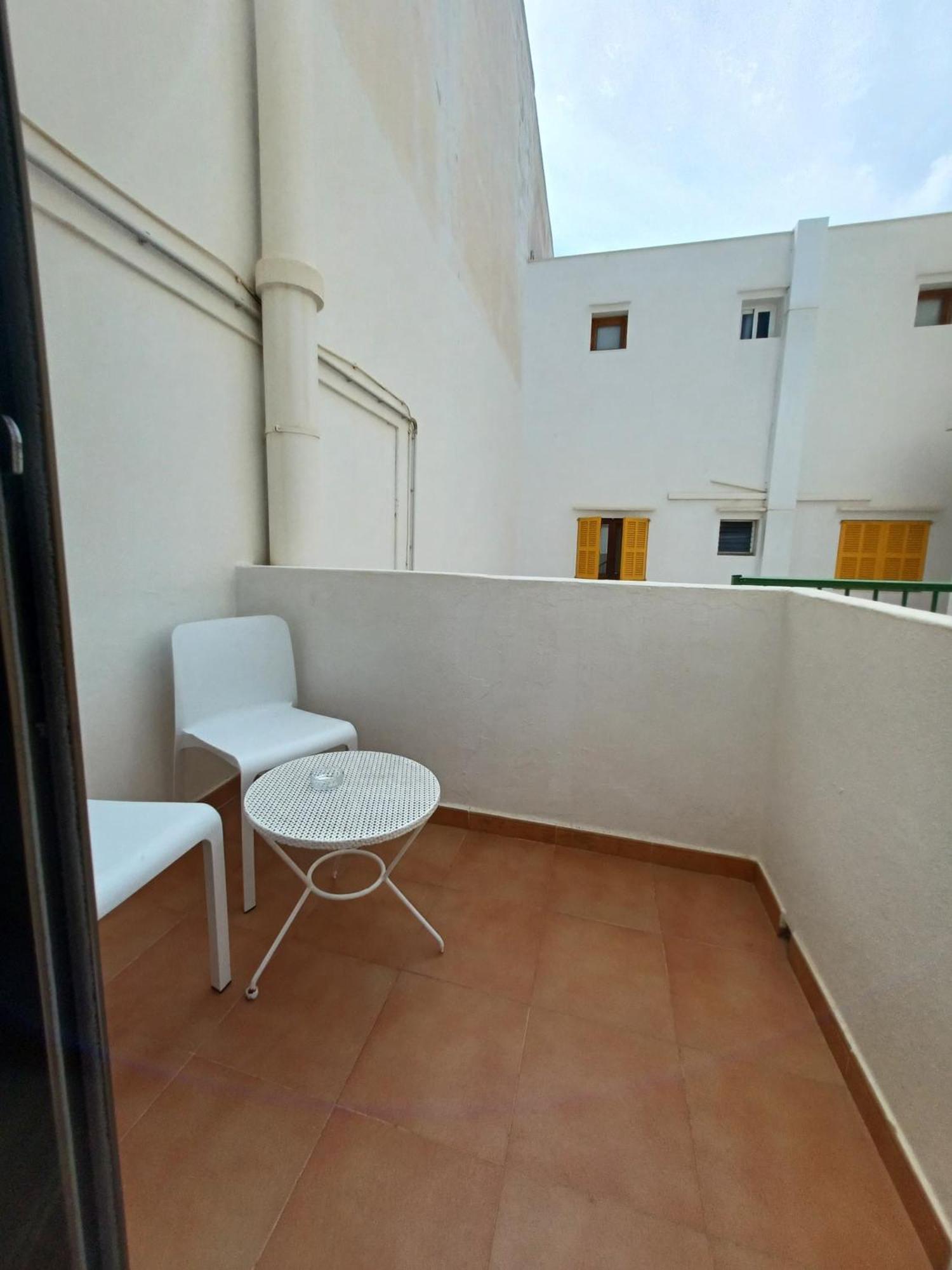 Hostal Cala Ratjada Cala Ratjada  Exterior photo